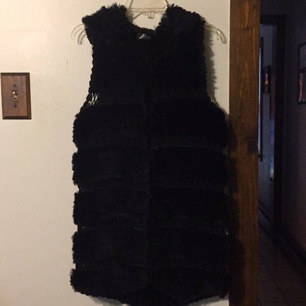 Really stylish faux fur long vest with hood size M